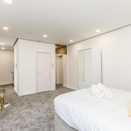 Refurbished Studio Next To The Royal Mile Apartamento Edimburgo Exterior foto