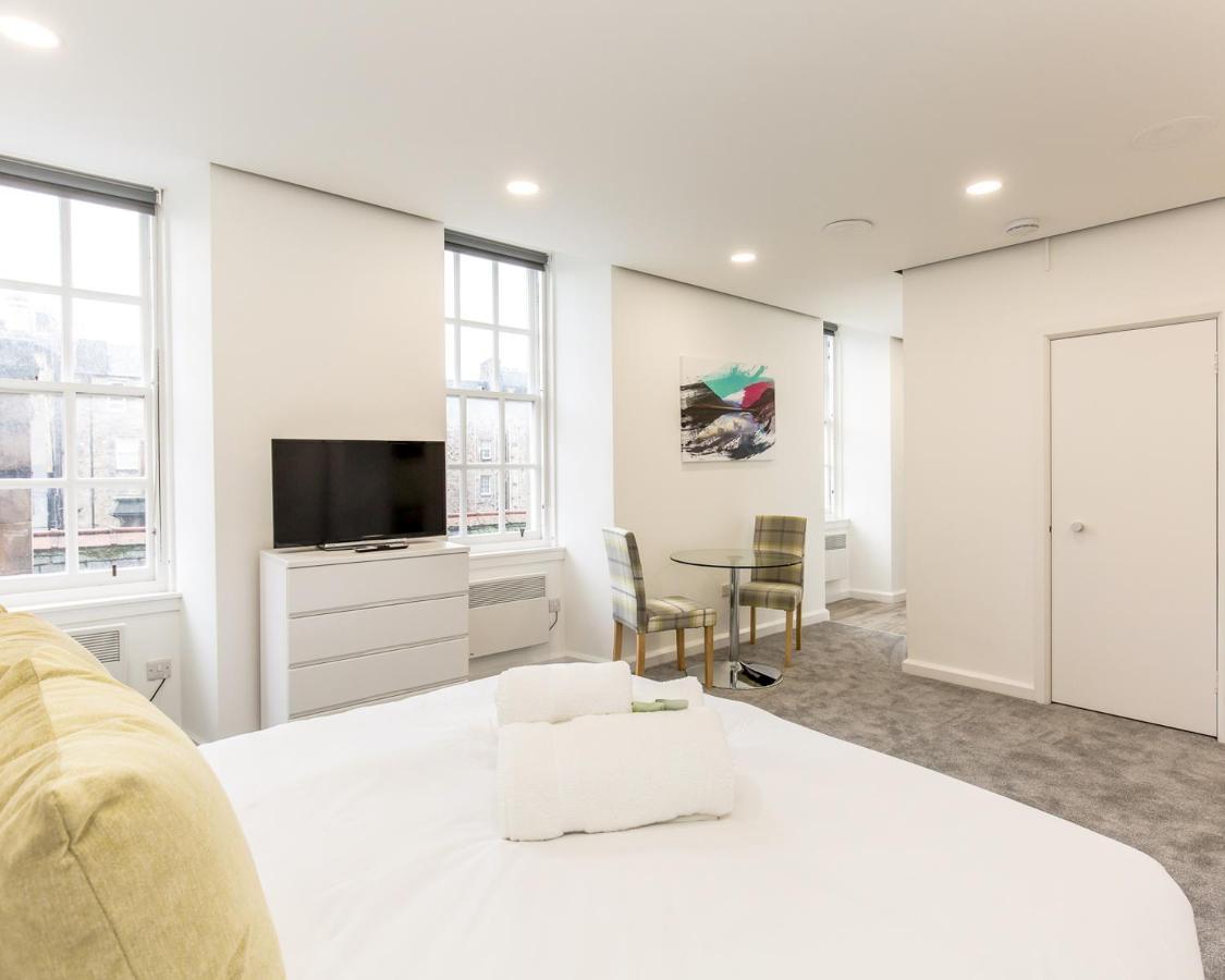 Refurbished Studio Next To The Royal Mile Apartamento Edimburgo Exterior foto