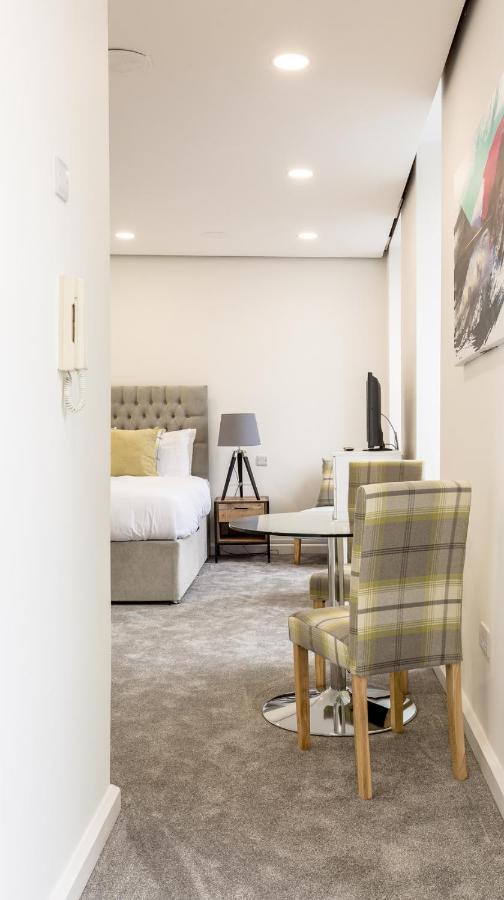 Refurbished Studio Next To The Royal Mile Apartamento Edimburgo Exterior foto